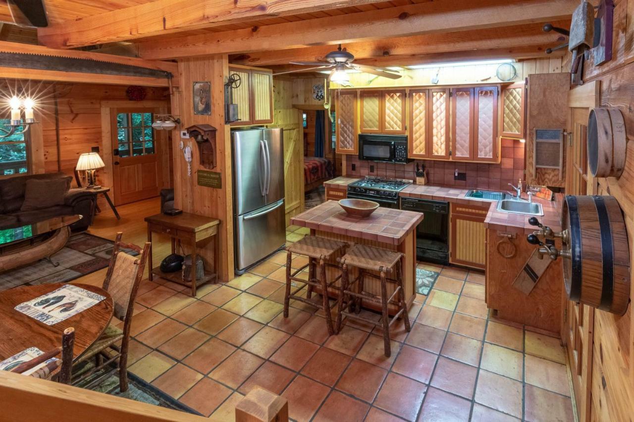 Creekside Bunkhouse Villa Whittier ภายนอก รูปภาพ